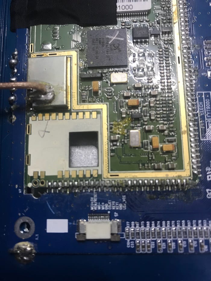 Ремонт штатных головных устройств в Екатеринбурге